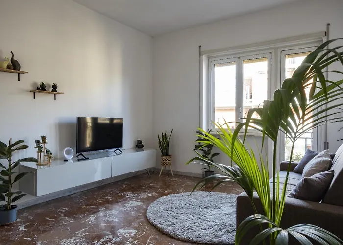Lucy Cozy House